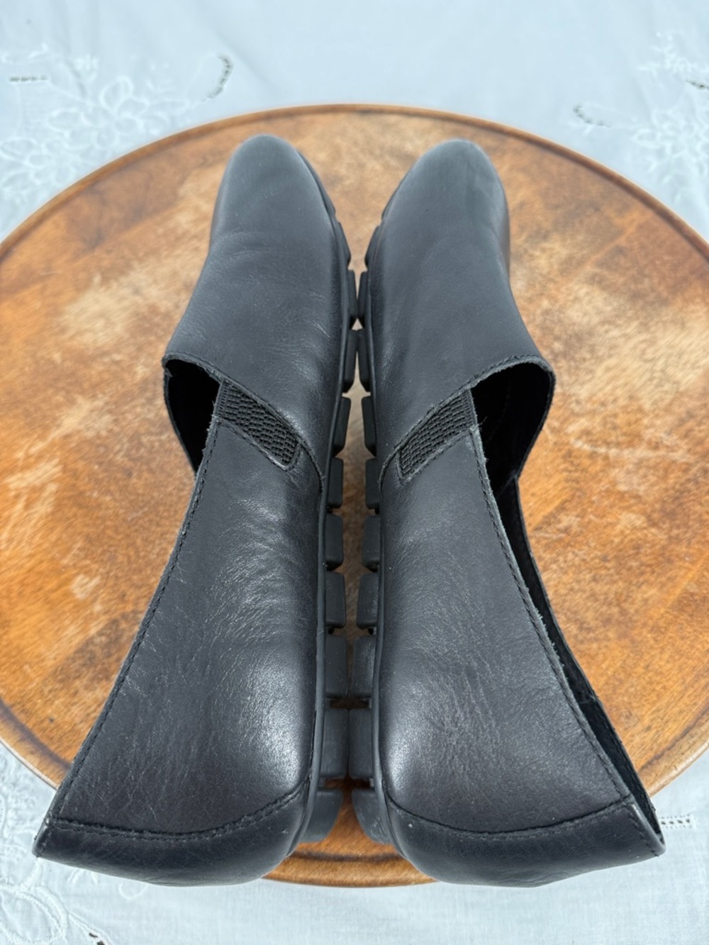 Born Shoes Wm 9M Sebra Black Leather Slip On Loafer Flat Comfort Flexible - Picture 7 of 12